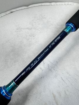 Jigging Master Evolution Titanium II 50B Max 250 grTetikli Kamış İkinci El